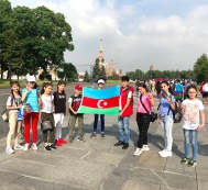 По инициативе Лейлы Алиевой воспитанники бакинских детских домов прибыли в Москву