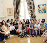 A festive event is arranged for children at the Maksud Ibrahimbeyov Creativity Centre