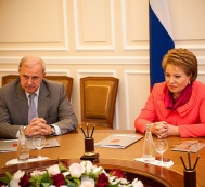 Sankt-Peterburqun qubernatoru Valentina Matviyenko Leyla Əliyeva ilə görüşüb