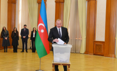 President Ilham Aliyev, First Lady Mehriban Aliyeva and family members voted in Khankendi 