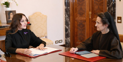 First Vice-President Mehriban Aliyeva met with President of Governorate of Vatican City State