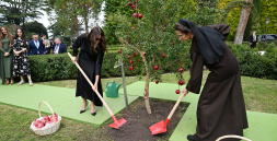 First Vice-President Mehriban Aliyeva, along with family members, attended tree planting ceremony in Vatican Gardens