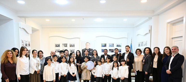Vice-President of Heydar Aliyev Foundation Leyla Aliyeva visits Bulbul Secondary Special Music School