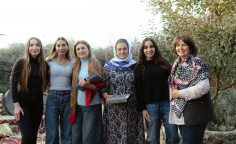 Leyla Əliyeva, Arzu Əliyeva və Alena Əliyeva Lənkəranda fermer təsərrüfatı ilə tanış olublar