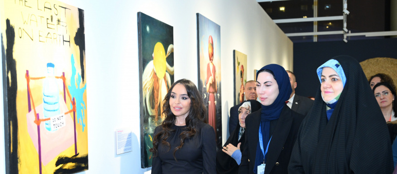 "Rəqəmsal mühitdə uşaqların müdafiəsi: müasir alətlər və beynəlxalq əməkdaşlıq” konfransının iştirakçıları “Mənim dənizlərim, mənim okeanlarım” sərgisini ziyarət ediblər