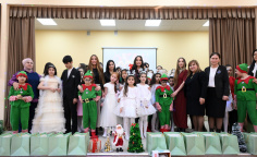 Leyla Əliyeva, Arzu Əliyeva və Alena Əliyeva Bakı şəhəri 5 nömrəli internat tipli xüsusi ümumtəhsil məktəbində olublar