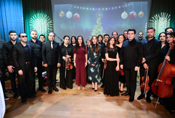 Leyla Əliyeva və Alena Əliyeva DOST İnklüziv İnkişaf və Yaradıcılıq Mərkəzini ziyarət ediblər