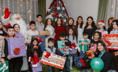 “Tut Əlimdən” Uşaqlar üçün Sosial Reabilitasiya Mərkəzində bayram şənliyi təşkil olunub