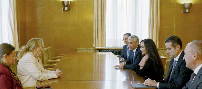 Leyla Əliyeva BMT-nin Cenevrədəki ofisinin baş direktoru ilə görüşüb