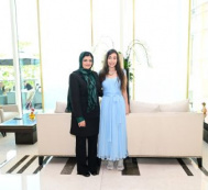 Leyla Əliyeva Əbu-Dabidə əfqanıstanlı qadın hüquqları fəalı və tədqiqatçısı Zarqa Yaftalı ilə görüşüb