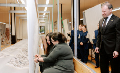 “Azərxalça”nın Şuşa məscidi üçün hazırladığı dairəvi əl xalçasının kəsilməsi mərasimi olub