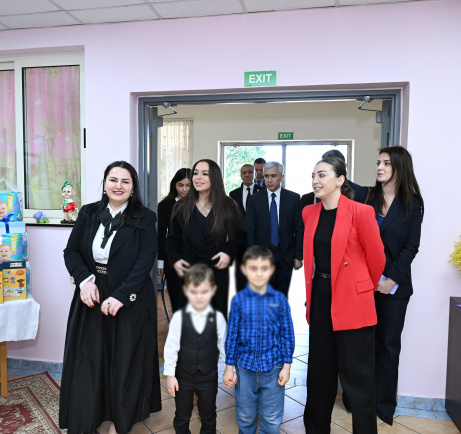 Leyla Əliyeva Tiranada “Hannah və Rosafa” uşaq evini və "Mother Teresa" Universitet Xəstəxana Mərkəzini ziyarət edib