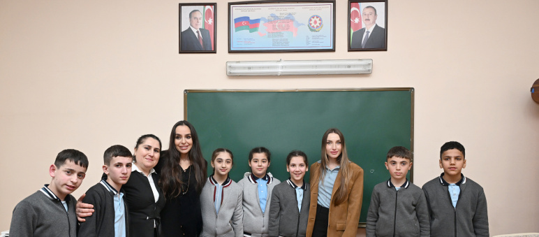 Leyla Əliyeva və Alena Əliyeva Quba şəhərində internat tipli ümumtəhsil məktəbini və STEAM mərkəzini ziyarət ediblər