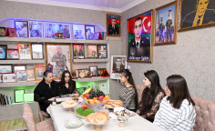 Leyla Əliyeva Vətən Müharibəsi Qəhrəmanı Şahin Allahyarovun ailəsini ziyarət edib