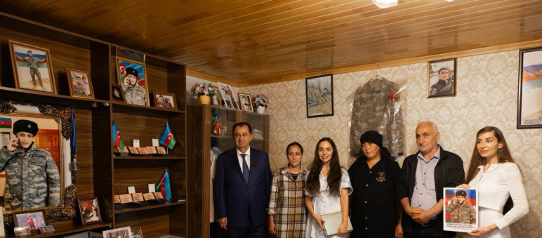 Leyla Əliyeva və Arzu Əliyeva Lənkəranda şəhid ailəsini ziyarət ediblər
