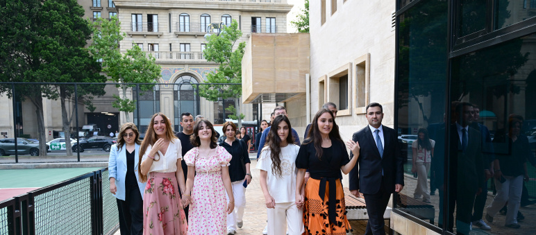 Leyla Əliyeva və Arzu Əliyeva Dənizkənarı Milli Parkda açılış və təqdimat mərasimlərində iştirak ediblər