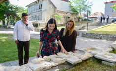Leyla Əliyeva Şəki şəhərindəki Məhəmməd Füzuli adına parkda görülən işlərlə tanış olub