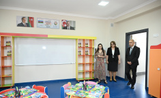 Leyla Əliyeva Yevlaxda məktəb binasının açılışında iştirak edib