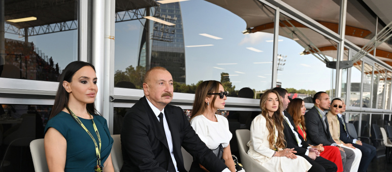 Prezident İlham Əliyev və birinci xanım Mehriban Əliyeva Formula 1 Azərbaycan Qran-Prisinin əsas yarışına baxıblar