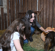 Leyla Əliyeva Şamaxıda “Capybara Azerbaijan” fermasında olub