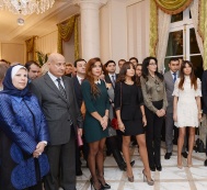  Лейла Алиева приняла участие в выставке «Азербайджан – пространство толерантности» в Париже