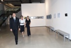 Президент Ильхам Алиев и его супруга Мехрибан Алиева ознакомились с первым постоянным пространством Центра современного искусства YARAT