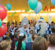  Pоссийским представительством Фонда Гейдара Алиева в Москве был устроен праздник для малышей-сирот и детей лишенных родительской опеки