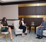 Mehriban Aliyeva meets ISESCO Director General Abdulaziz Othman Al-Twaijri