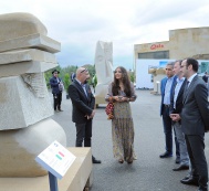 Leyla Aliyeva makes herself familiarized with the works created within the framework of the “Music in Stone” 1st International Sculpture Symposium 