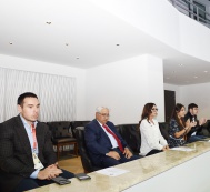 First Vice-president Mehriban Aliyeva and family members watch the finals of the freestyle wrestling competitions in the framework of the Islamiada 